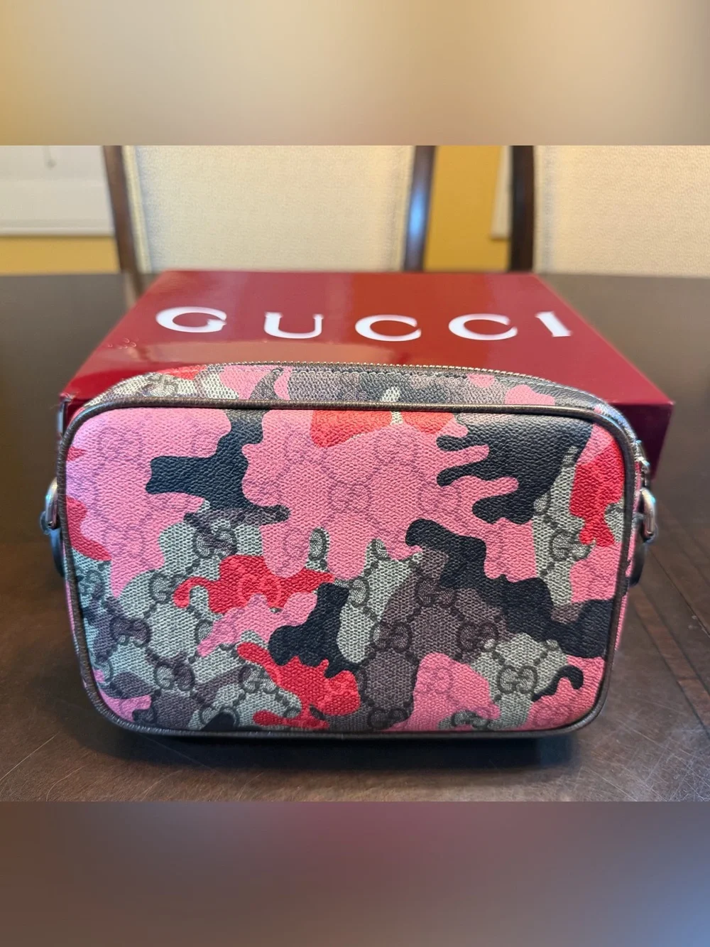 New Authentic Gucci GG Supreme Logo Leather Brown Pink Shoulder Bag